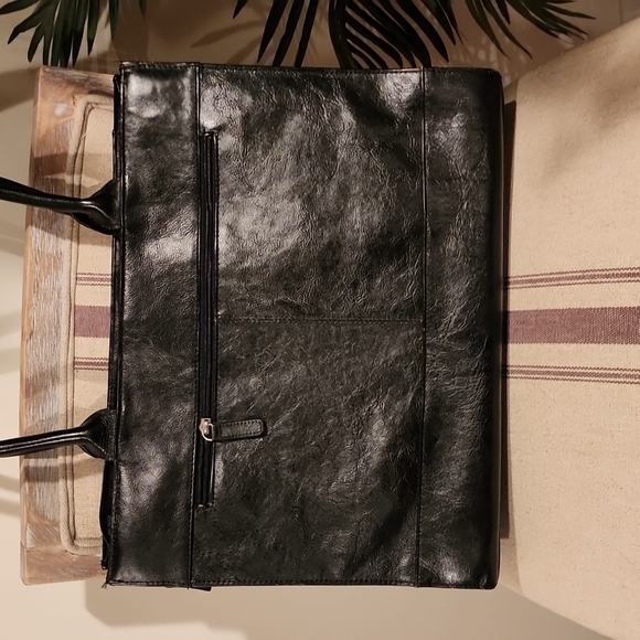 Briefcase - Picture 2 of 7